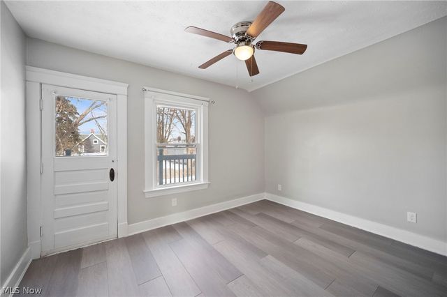 4002 Carlyle Avenue, Cleveland, OH 44109