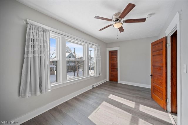 4002 Carlyle Avenue, Cleveland, OH 44109