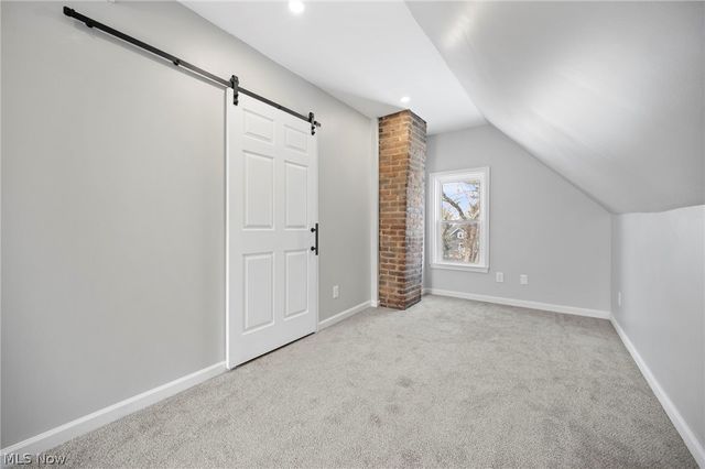 4002 Carlyle Avenue, Cleveland, OH 44109