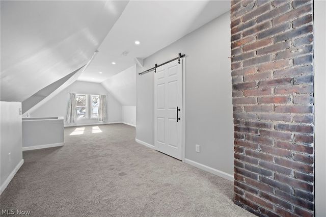 4002 Carlyle Avenue, Cleveland, OH 44109