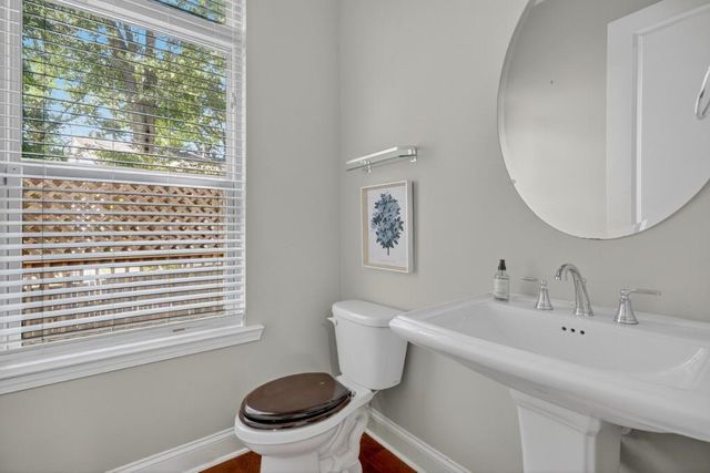 1104 Bakary Ct, Decatur, GA 30032