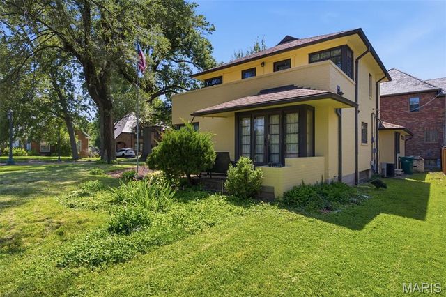 7301 Ravinia Drive, Pasadena Hills, MO 63121