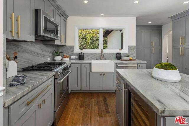 2366 Edgewater Terrace, Los Angeles, CA 90039
