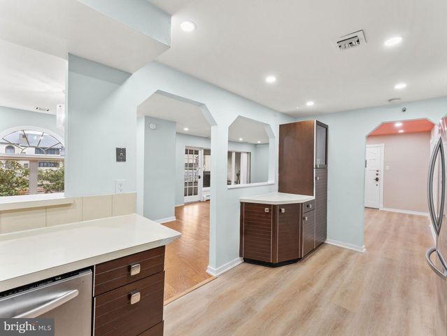 124 CENTURA, Cherry Hill, NJ 08003