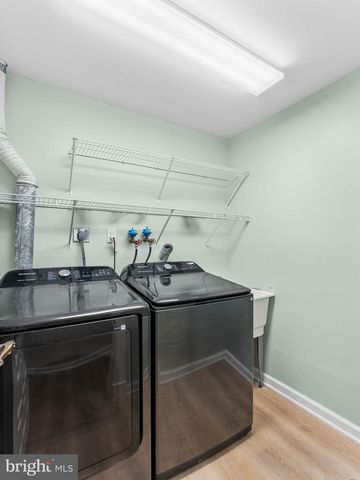 124 CENTURA, Cherry Hill, NJ 08003