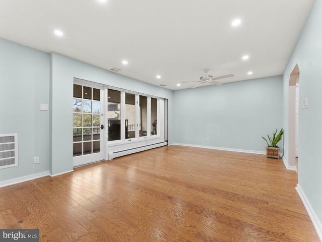 124 CENTURA, Cherry Hill, NJ 08003