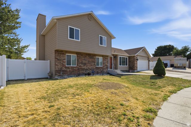 3363 W SCHORR CIR, West Jordan, UT 84084