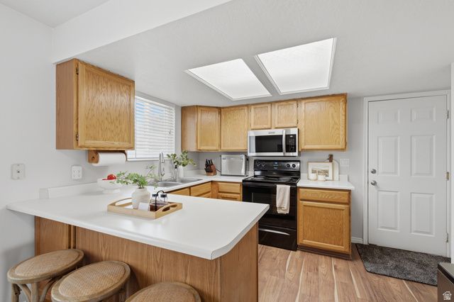 3363 W SCHORR CIR, West Jordan, UT 84084