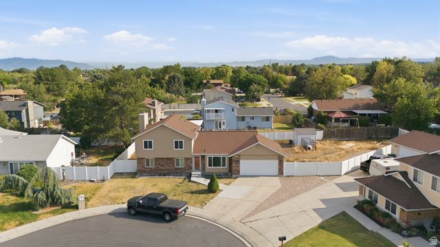 3363 W SCHORR CIR, West Jordan, UT 84084