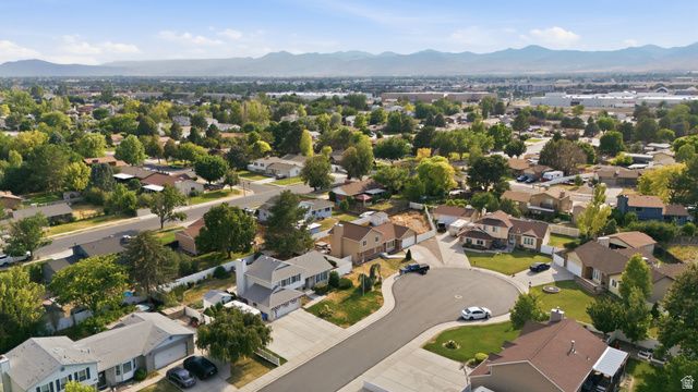3363 W SCHORR CIR, West Jordan, UT 84084