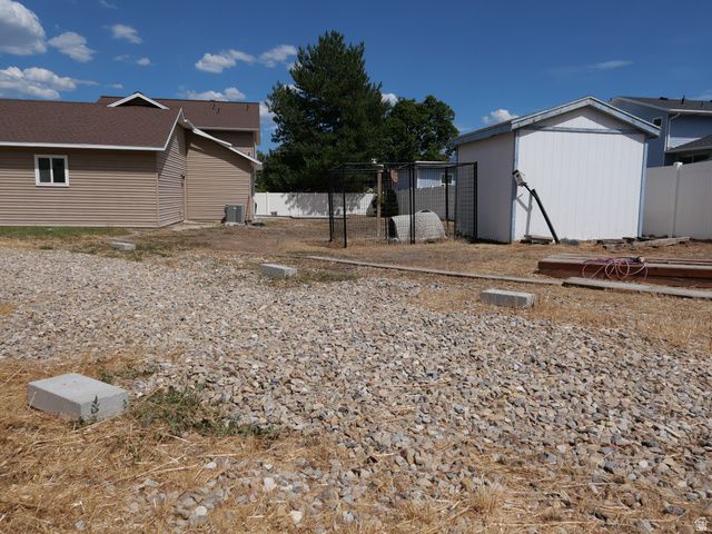 3363 W SCHORR CIR, West Jordan, UT 84084