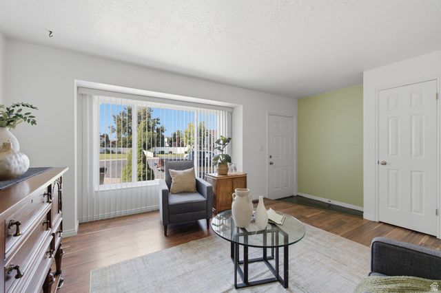 3363 W SCHORR CIR, West Jordan, UT 84084