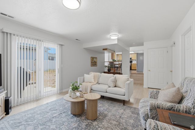 3363 W SCHORR CIR, West Jordan, UT 84084