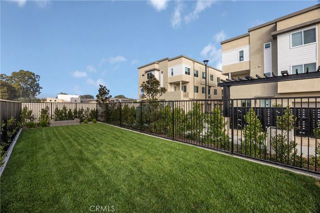 7231 Alchemy Circle, Huntington Beach, CA 92647