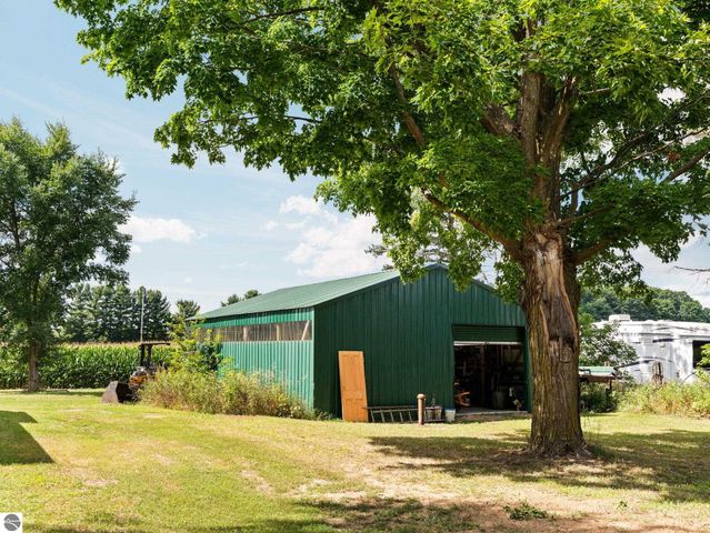 3651 Gleaner Hall Road, Kingsley, MI 49649