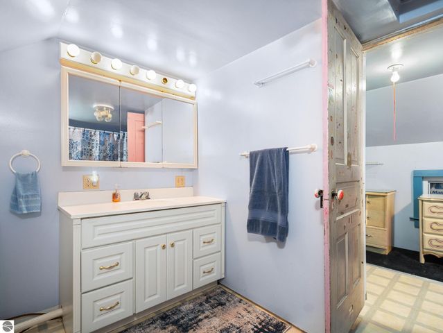 3651 Gleaner Hall Road, Kingsley, MI 49649