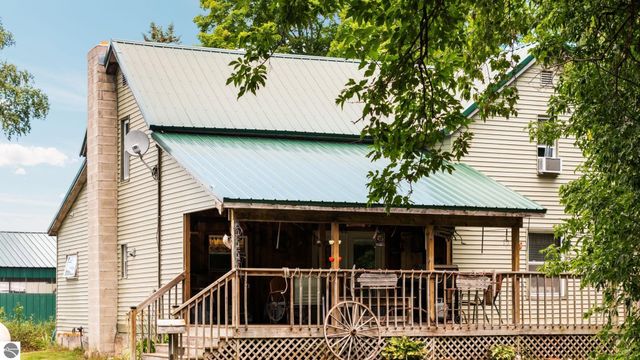 3651 Gleaner Hall Road, Kingsley, MI 49649