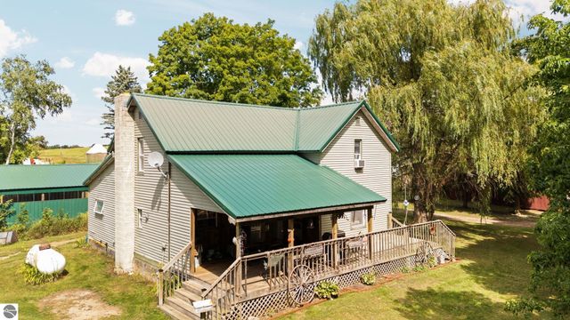 3651 Gleaner Hall Road, Kingsley, MI 49649