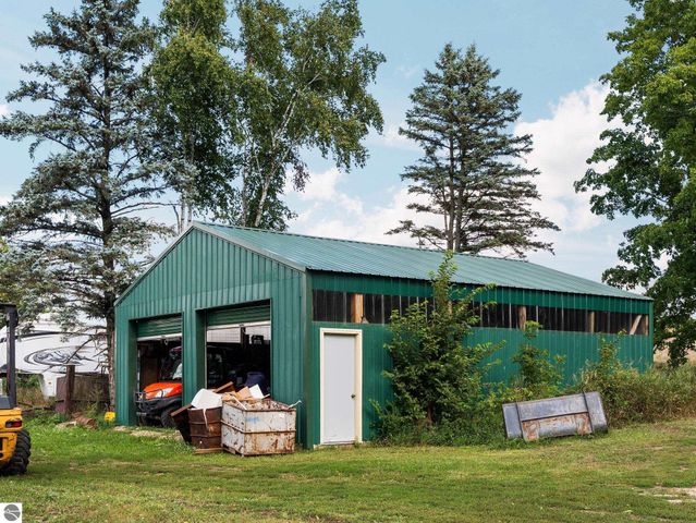 3651 Gleaner Hall Road, Kingsley, MI 49649