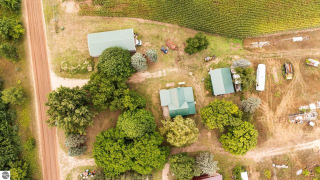 3651 Gleaner Hall Road, Kingsley, MI 49649