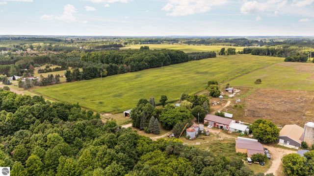 3651 Gleaner Hall Road, Kingsley, MI 49649