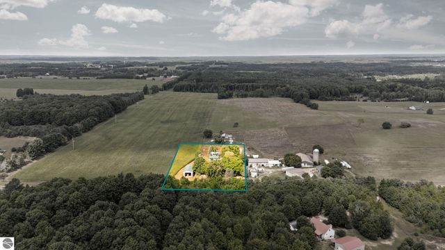 3651 Gleaner Hall Road, Kingsley, MI 49649