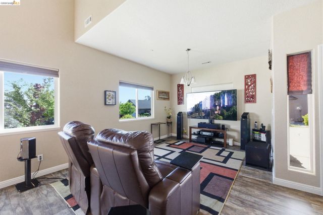 18272 Cara Lane, Jamestown, CA 95327