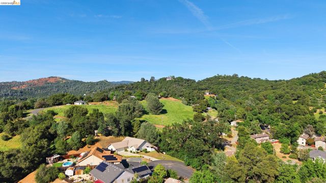 18272 Cara Lane, Jamestown, CA 95327
