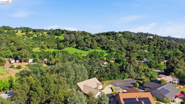 18272 Cara Lane, Jamestown, CA 95327