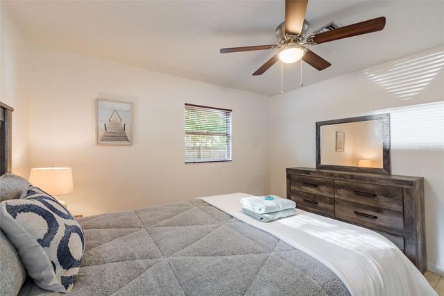 95 S BRIGGS AVENUE, Sarasota, FL 34237