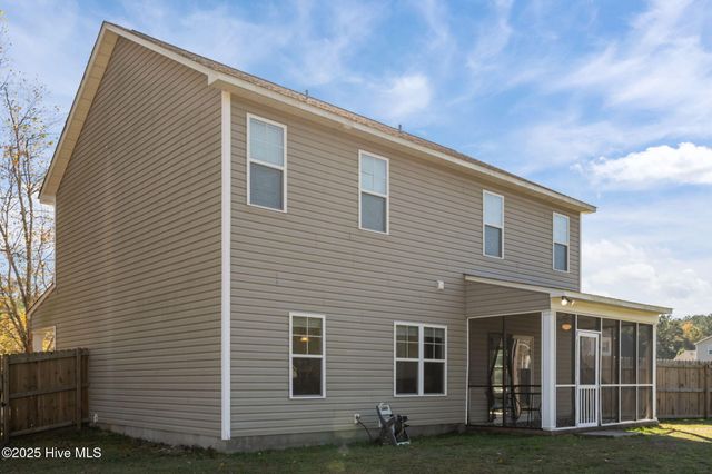 201 Murifield Drive, Jacksonville, NC 28540