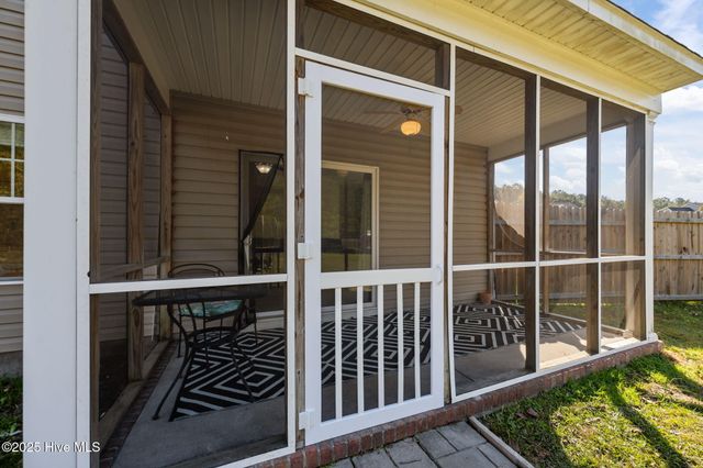 201 Murifield Drive, Jacksonville, NC 28540