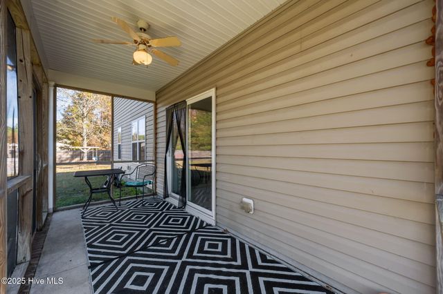 201 Murifield Drive, Jacksonville, NC 28540