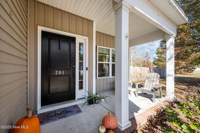 201 Murifield Drive, Jacksonville, NC 28540