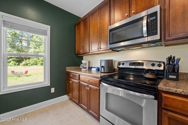 201 Murifield Drive, Jacksonville, NC 28540