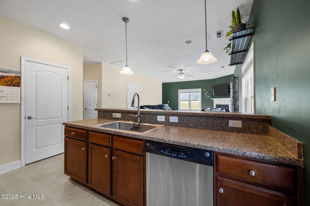 201 Murifield Drive, Jacksonville, NC 28540