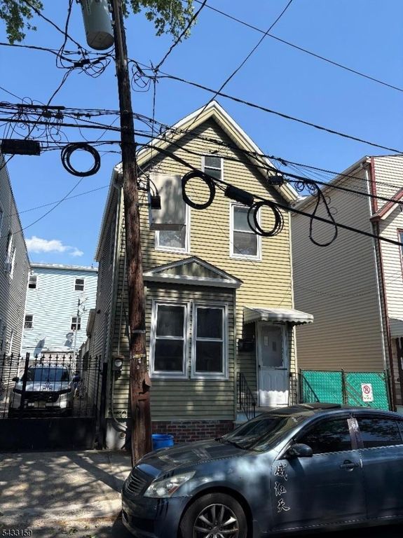 48 Lentz Ave, Newark City, NJ 07105
