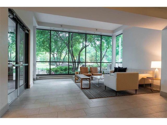 284 Spring Street 305, Saint Paul, MN 55102