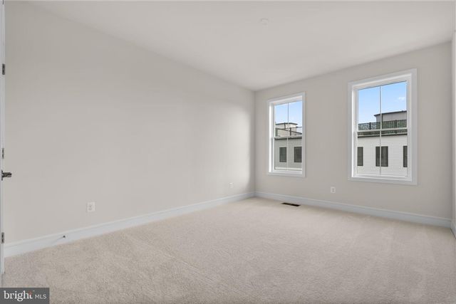 43305 FARRINGDON SQ, Broadlands, VA 20148