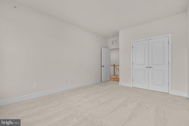 43305 FARRINGDON SQ, Broadlands, VA 20148