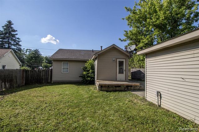 2829 Chicago Boulevard, Flint, MI 48503