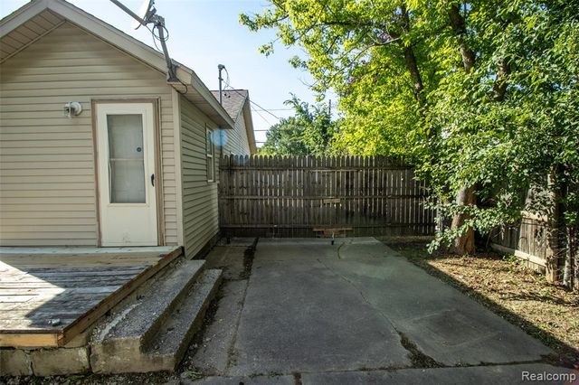 2829 Chicago Boulevard, Flint, MI 48503