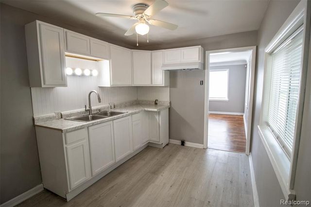 2829 Chicago Boulevard, Flint, MI 48503