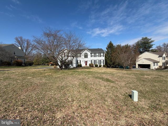 34 ASHLEA DR, Glenmoore, PA 19343