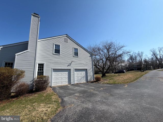 34 ASHLEA DR, Glenmoore, PA 19343