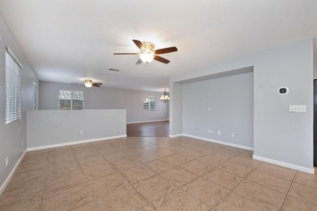 4376 Grafton Cir, Mather, CA 95655