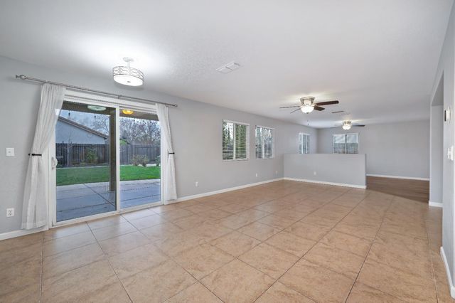 4376 Grafton Cir, Mather, CA 95655