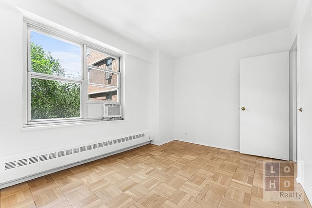 575 Grand St Apt 605, New York City, NY 10002