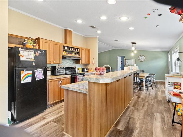 404 Oakland Avenue, Washington, OK 73093