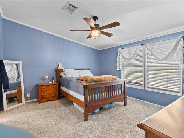 404 Oakland Avenue, Washington, OK 73093